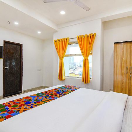 Fabhotel Grand Hazra Inn - Nr Ballygunge Station Calcutta Buitenkant foto