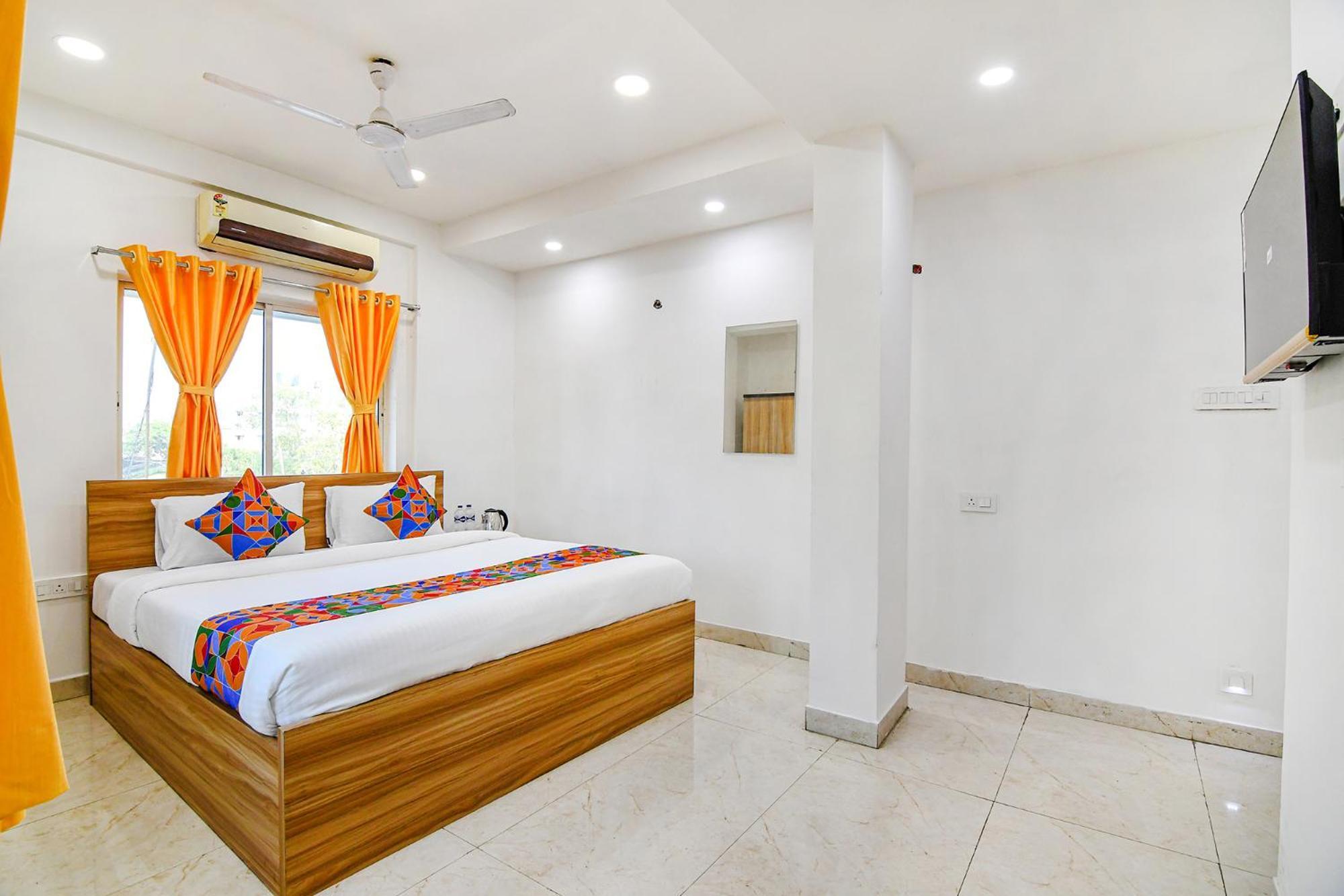 Fabhotel Grand Hazra Inn - Nr Ballygunge Station Calcutta Buitenkant foto