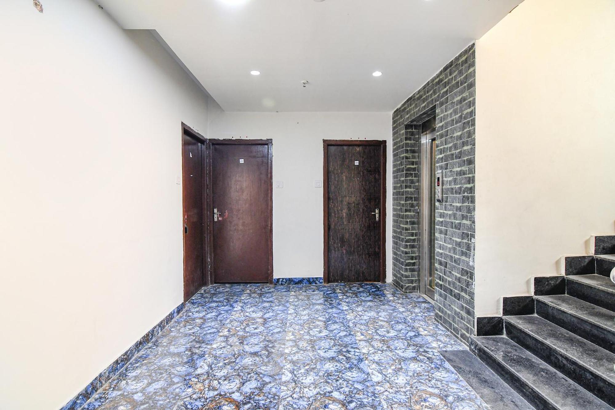 Fabhotel Grand Hazra Inn - Nr Ballygunge Station Calcutta Buitenkant foto