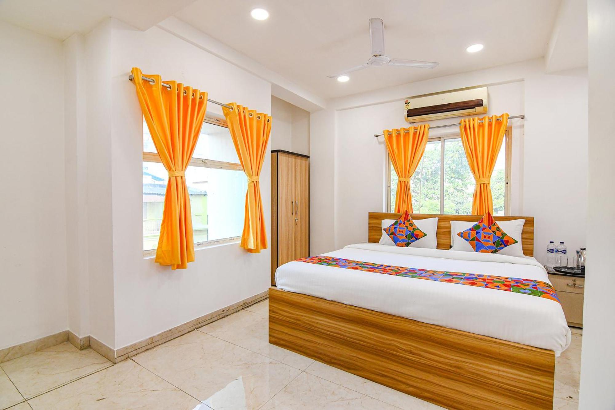 Fabhotel Grand Hazra Inn - Nr Ballygunge Station Calcutta Buitenkant foto